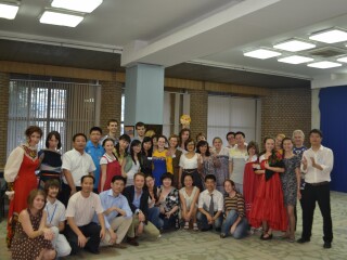 我院师生赴俄参加2012“中俄国际关系暑期学校”