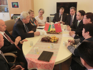 Delegation of the Belarusian Ministry of Education visited ECNU