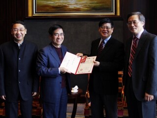 “周边合作与中国成长”学术论坛在沪举办