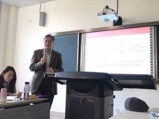 冯绍雷教授应邀赴莫斯科，出席由俄罗斯国际事务理事会（RIAC）和德国对外关系委员会(DGAP)联合主办的主题为“Connecting Eurasia: EU-Russia-China-Central Asia Strategic dialogue on connectivity（联通欧亚：欧盟-俄罗斯-中国-中亚四方战略对话）”的工作坊，并对话俄罗斯国际事务理事会的Ivan Timofeev先生。