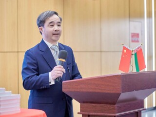 周边中心研究员贝文力参加浙江树人学院主办的《中白积极合作及中白工业园发展》研讨会