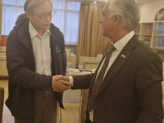 塔吉克斯坦民主党主席、塔吉克斯坦下议院议员萨伊德扎法尔•乌斯蒙佐达先生到访