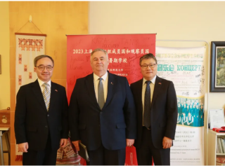 白俄罗斯文学出版界代表团访问华东师范大学白俄罗斯研究中心
